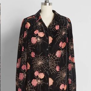 ModCloth velvet spiderwebs button down blouse